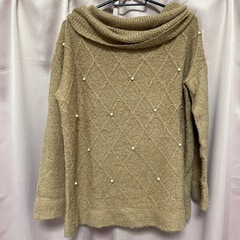 ピンクベージュ　おしゃれニット