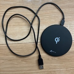 新品未使用✨iPhone 置くだけ充電器🔌💡急速充電の画像
