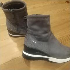 差し上げます❗️ショートブーツの画像