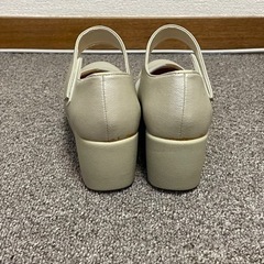レディース シューズ  靴 パンプス ベージュ 22.5センチの画像