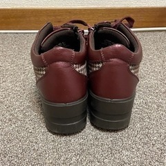 レディース シューズ ヒール 22.5cm　靴 スニーカーの画像
