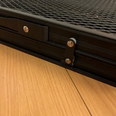 キャンプなどに　折りたたみテーブルの画像