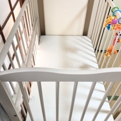 日本製 ベビーベッド【マットレス、防水シート、説明書あり】の画像