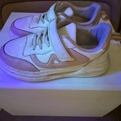 女児22.5cm SHEIN スニーカーの画像