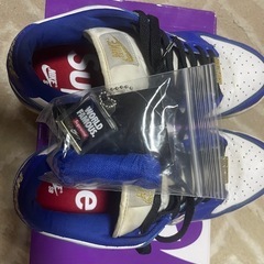 NIKE supreme ダンクLOW26.5cmの画像