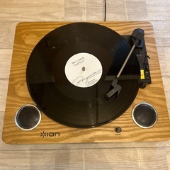 【ジャンク品】レコードプレイヤー