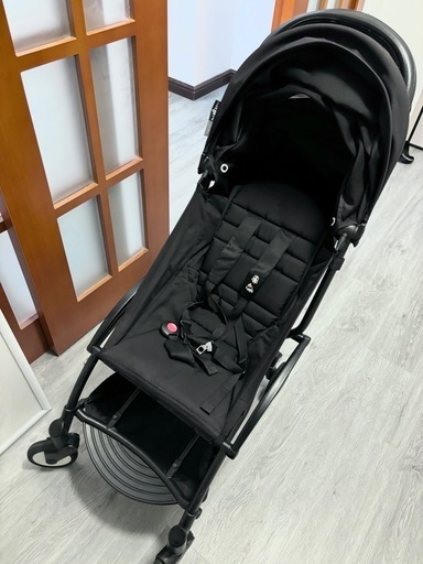 横浜駅桜木町駅根岸駅  機内持ち込み可折り畳みベビーカー Babyzen yoyo