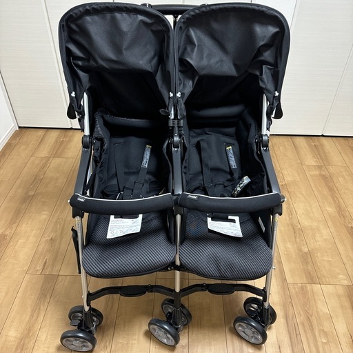 combi ベビーカー