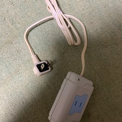 サージプロテクタ