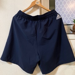 メンズXOサイズadidasアディダスハーフパンツの画像