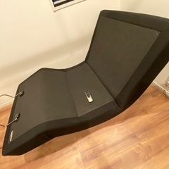 テンピュール 電動リクライニングベッドの画像