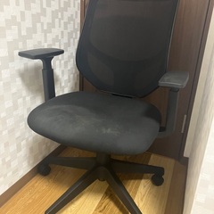 無印良品　ワーキングアームチェア　背メッシュ