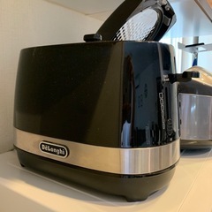 デロンギ　DeLonghi トースター　黒　