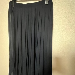 紺色　プリーツスカートの画像