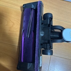 shark コードレスクリーナー 掃除機　バッテリー2個付属の画像