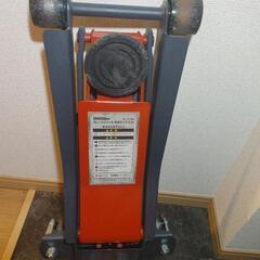 ガレージジャッキ　2.5t　ストレート製の画像