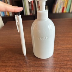 ソープディスペンサーの画像