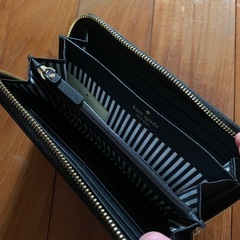 【さらに値下げ】ケートスペード財布の画像