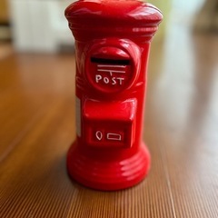 ポスト型貯金箱