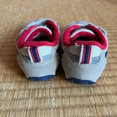 アシックス　
キッズシューズ　14.5の画像