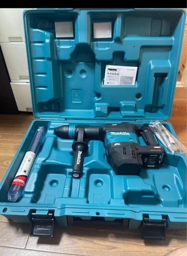 makita  充電式ハンマ  本体のみ ケース付 HM001GZK 未使用品