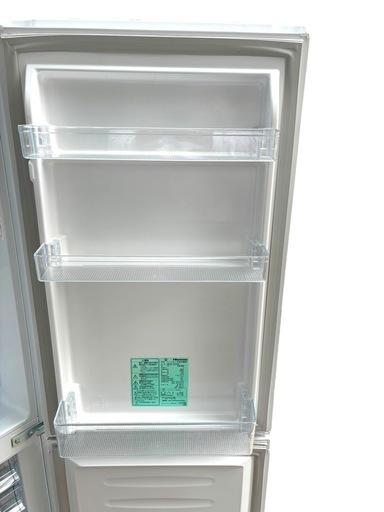 2022年製Hisense 175ℓ 冷凍冷蔵庫 HR-D1701W 2ドア
