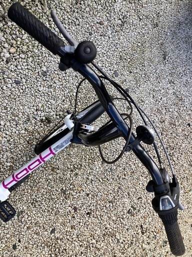 折りたたみ自転車20インチ白