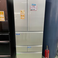 価格相談可【2023年製 ほぼ未使用品】TOSHIBA 6ドア冷蔵庫 シルバー 価格相談可【2023年製 ほぼ未使用品】TOSHIBA 6ドア冷蔵庫