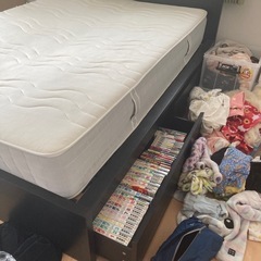 IKEAダブルベッドの画像