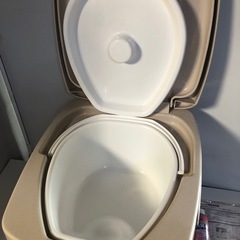 天)TONBO 新輝合成 ポータブルトイレ　S型 の画像