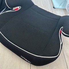 ジュニアシート　チャイルドシート