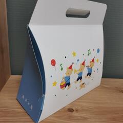 ファミリア Familia お弁当セット 新品未使用 お弁当箱 箸 カトラリーセット 巾着 ランチクロス の画像