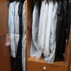 洋服箪笥　差し上げますの画像