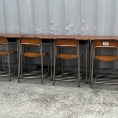 無料で！レトロ◇学校の椅子と机◇4セット◇コクヨ◇差し上げます