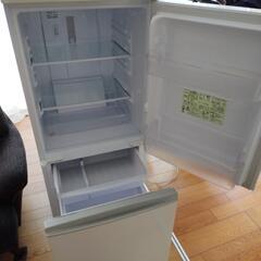 シャープ 137L 冷蔵庫の画像