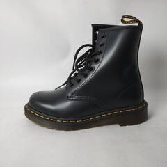 【新品・未使用】ドクターマーチン 8ホール 23.0cm 30%OFF ほかのサイズもありますの画像
