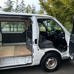 H21キャラバンバン切替4WD.ディーゼルターボDXロング3人乗り5ドア！希少パワーゲート付き！車検取り立て！の画像