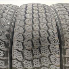 215/70R17.5 118/116L グッドイヤー 2020年製 中古スタッドレスタイヤ6本セット キャンター コースターなどの画像