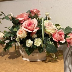 ２４日迄！値下げ造花花瓶付き