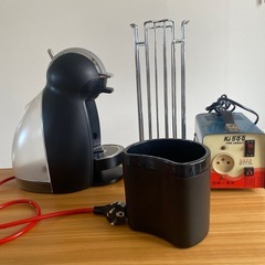 220V　ネスカフェ　ドルチェグスト　ブラック＆ネスレカプセルタワー