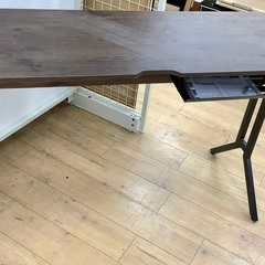 パソコンデスクのご紹介です！の画像
