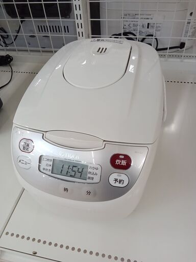 *お値段見直しました★ジモティ割あり★ TIGER 炊飯器 JBH-G102 5.5合 21年製 動作確認／クリーニング済み TC5278
