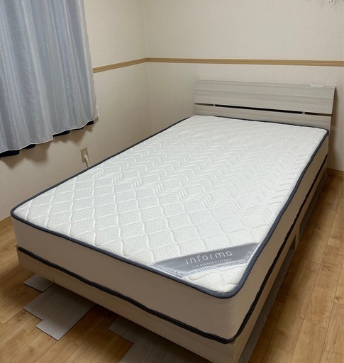 セミダブル マットレス informa ベッドフレーム 美品 ベッドセット