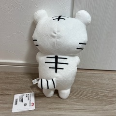 ホワイトタイガーとブラックタイガーぬいぐるみの画像