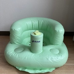 Richell ベビーバスチェア