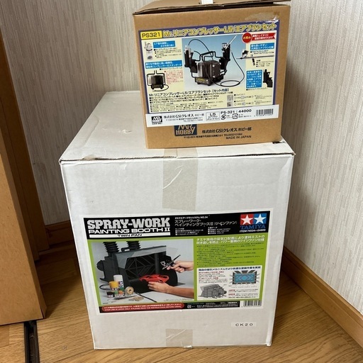 小売業者 【未使用】コンプレッサー/エアーブラシ➕塗装ブース 未使用