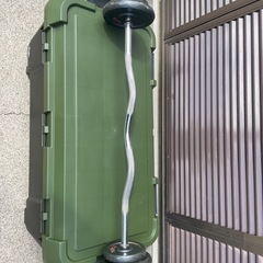 ダンベルとバーベルセット