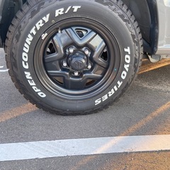 (本日のみ価格)ジムニーなどに　タイヤ5本　TOYOオープンカン...