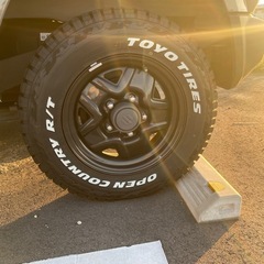 (本日のみ価格)ジムニーなどに　タイヤ5本　TOYOオープンカントリーR/T 185/85R16の画像