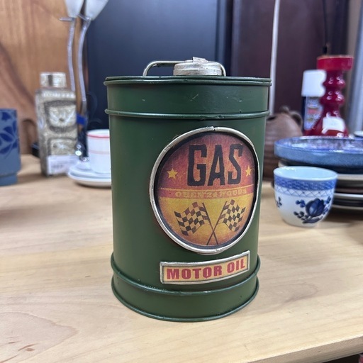 ブリキ　貯金箱　コインバンク　オイル缶　アメリカン雑貨　アンティーク ディスプレイ インテリア雑貨
